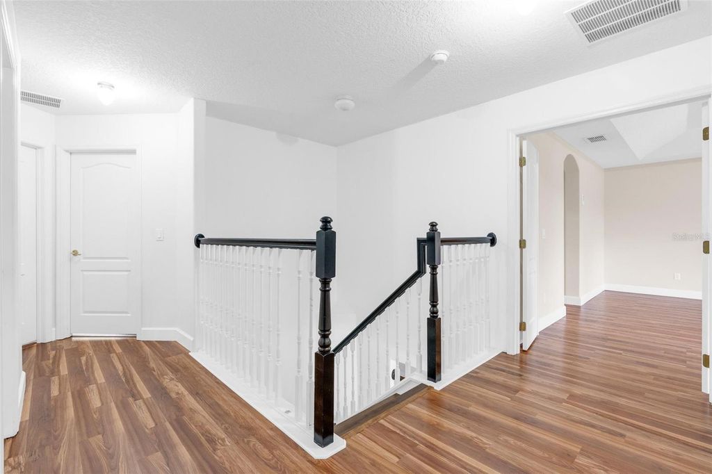 Image 27 of property listing at 13066 HATHERTON CIRCLE, Orlando, FL 32832