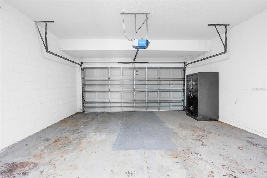 Image 48 of property listing at 13066 HATHERTON CIRCLE, Orlando, FL 32832