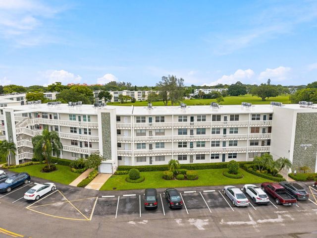 2066 VENTNOR P 2066, Deerfield Beach, FL 33442