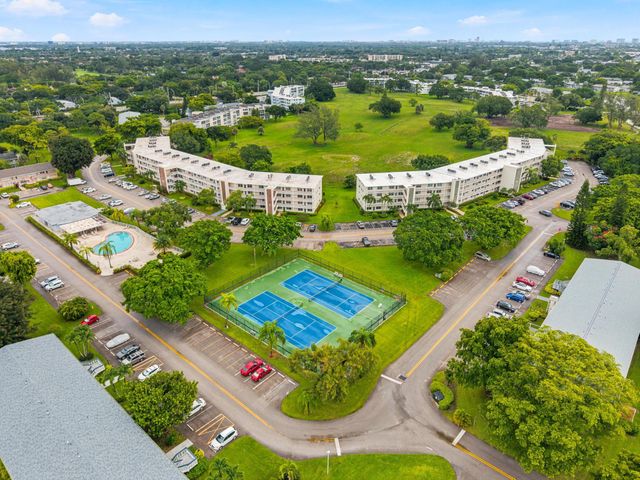 2066 VENTNOR P 2066, Deerfield Beach, FL 33442