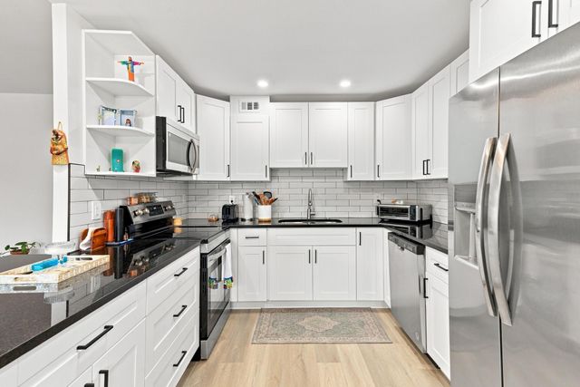 2066 VENTNOR P 2066, Deerfield Beach, FL 33442