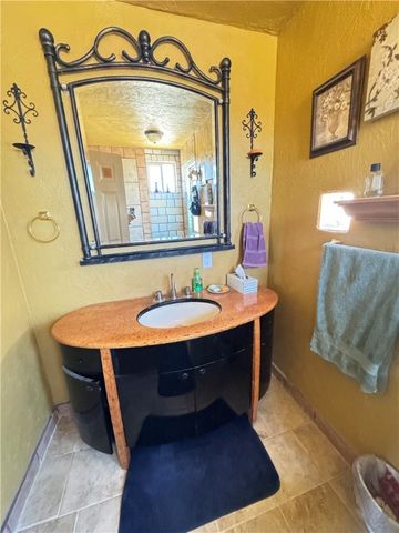 18000 Laurel, Dolan Springs, AZ 86441