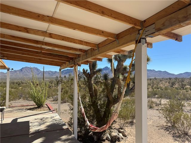 18000 Laurel, Dolan Springs, AZ 86441