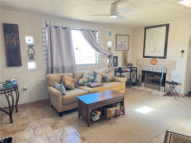 18000 Laurel, Dolan Springs, AZ 86441