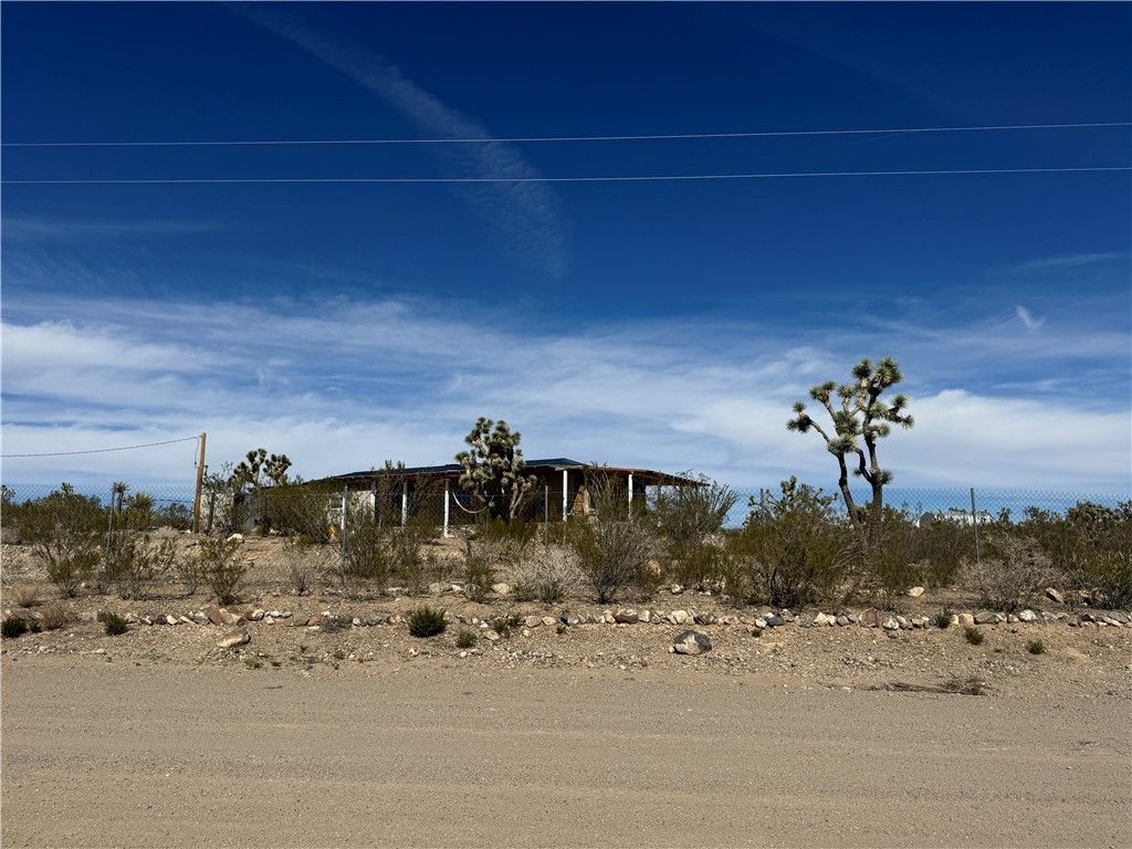 18000 Laurel, Dolan Springs, AZ 86441