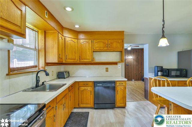 944 North Broad Street, Allentown City, PA 18104