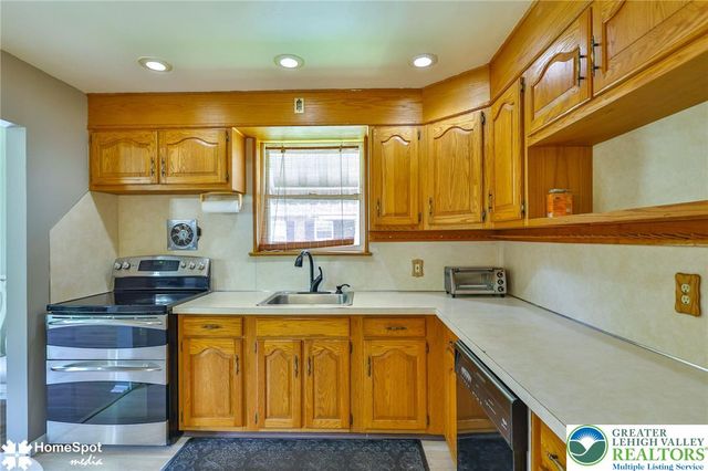 944 North Broad Street, Allentown City, PA 18104