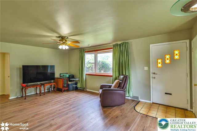 944 North Broad Street, Allentown City, PA 18104