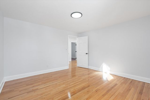 4 Hilltop Drive, Hudson, NH 03051