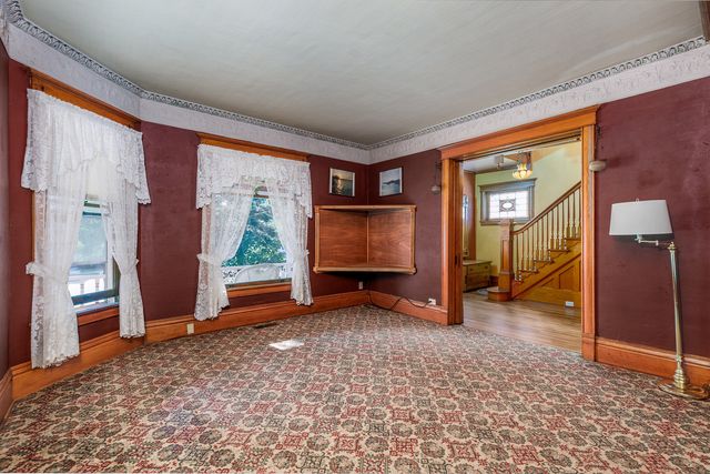 303 N Walnut Street, Wenona, IL 61377