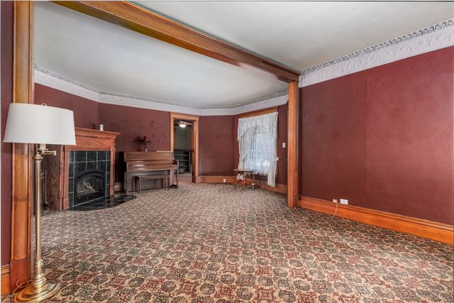 303 N Walnut Street, Wenona, IL 61377