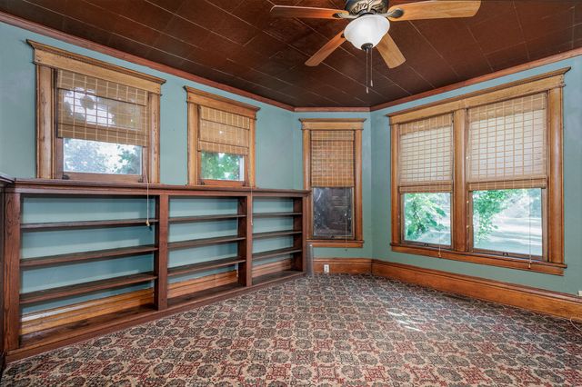 303 N Walnut Street, Wenona, IL 61377