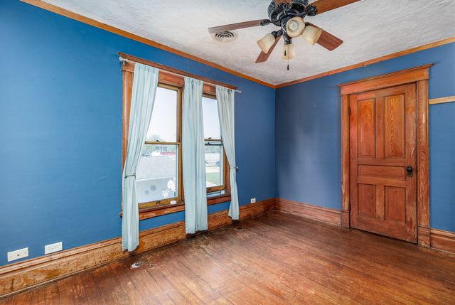 303 N Walnut Street, Wenona, IL 61377