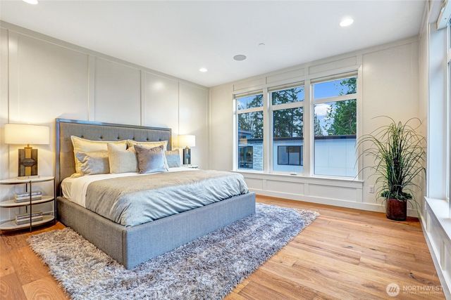 11218 NE 67th Street, Kirkland, WA 98033