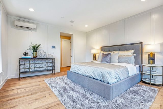 11218 NE 67th Street, Kirkland, WA 98033