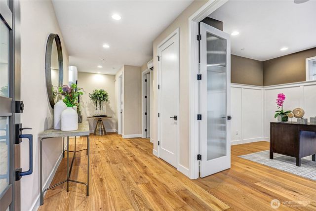 11218 NE 67th Street, Kirkland, WA 98033