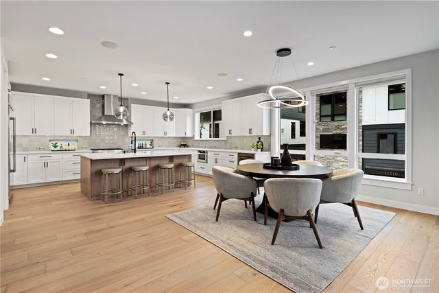 11218 NE 67th Street, Kirkland, WA 98033