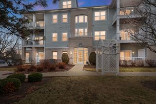 1259 Lake Street 203, Addison, IL 60101