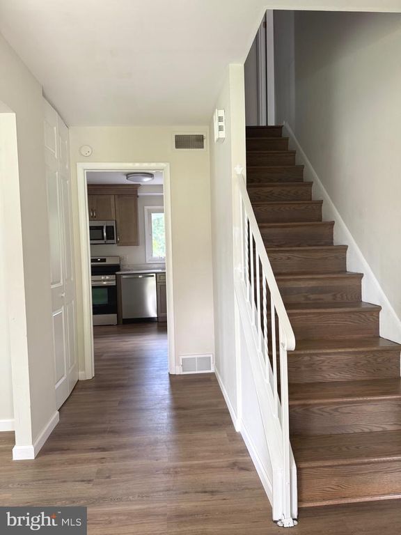 4910 SHASTA WAY, Mechanicsburg, PA 17050