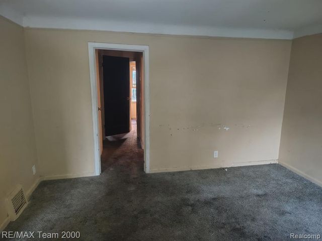 19409 Goulburn Street, Detroit, MI 48205