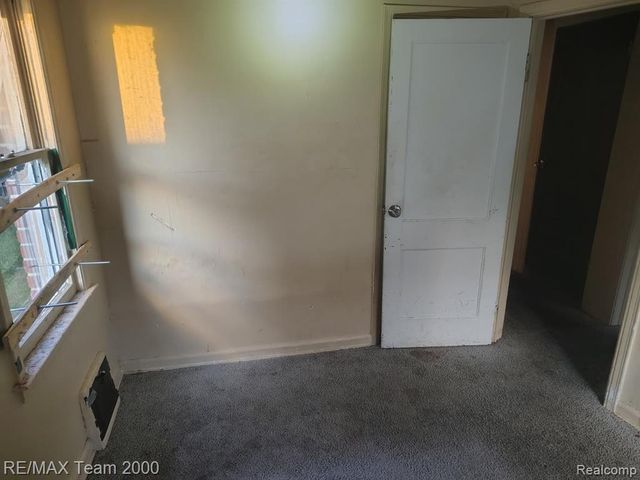 19409 Goulburn Street, Detroit, MI 48205
