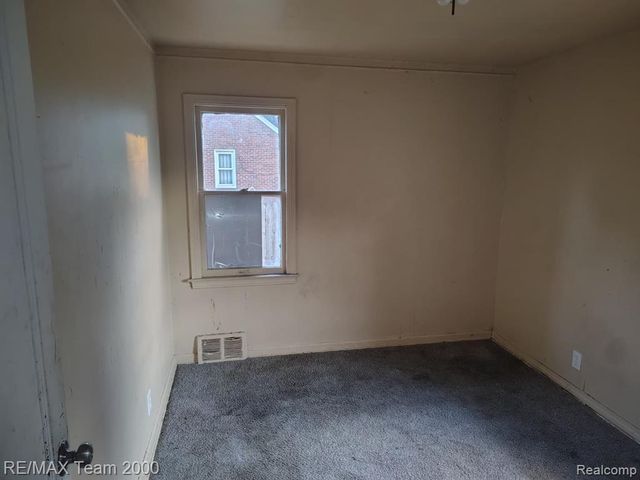 19409 Goulburn Street, Detroit, MI 48205