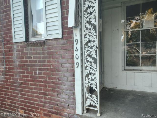19409 Goulburn Street, Detroit, MI 48205