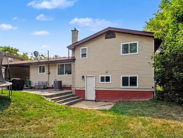 419 Laurie Drive, Flushing, MI 48433
