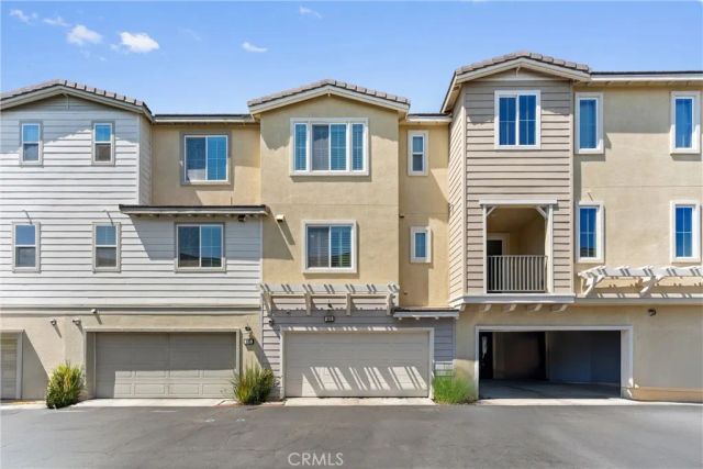 843 Sunburst Way, Pomona, CA 91767