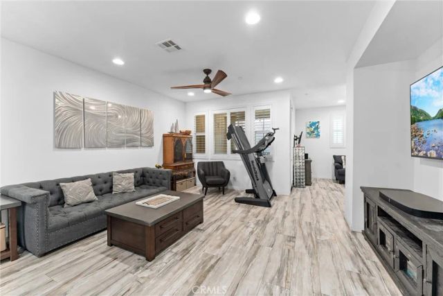 843 Sunburst Way, Pomona, CA 91767