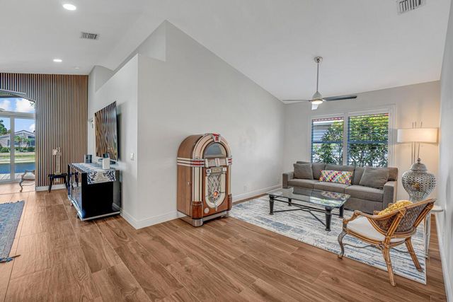 9725 Cherry Blossom Court, Boynton Beach, FL 33437