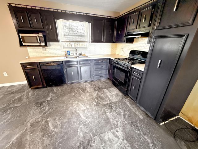 8467 Bear Ridge RD, Copper Hill, VA 24079