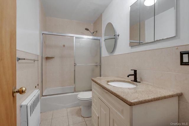 921 127th Street, College Point, NY 11356