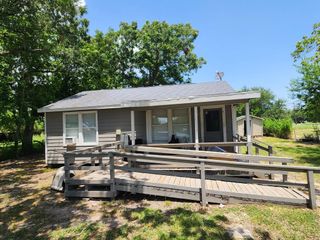 112 1st Avenue N, Texas City, TX 77590