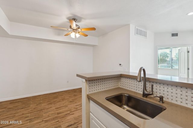 1701 E COLTER Street 182, Phoenix, AZ 85016