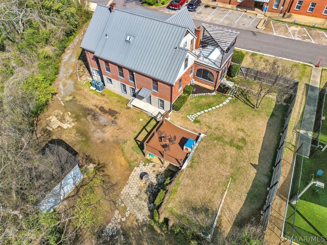 209 Dozier Street, Wetumpka, AL 36092