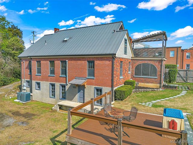 209 Dozier Street, Wetumpka, AL 36092