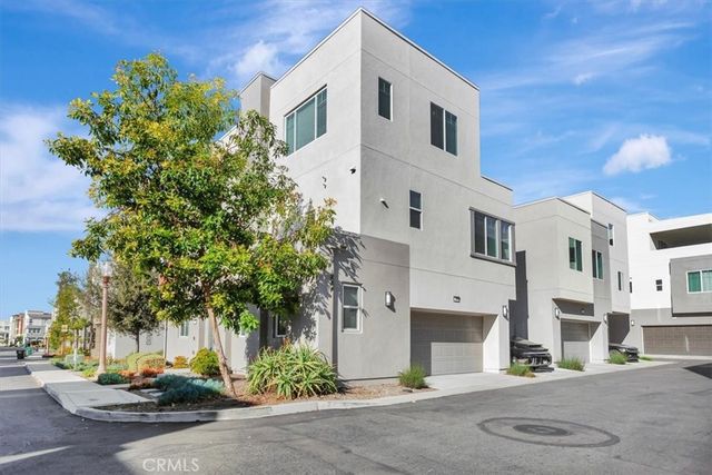 165 Tenor, Irvine, CA 92618