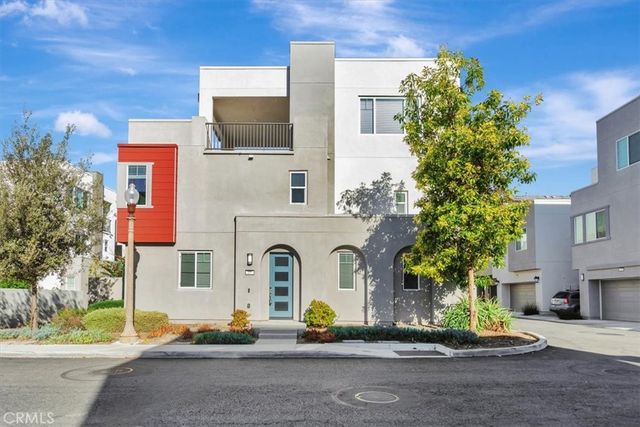 165 Tenor, Irvine, CA 92618