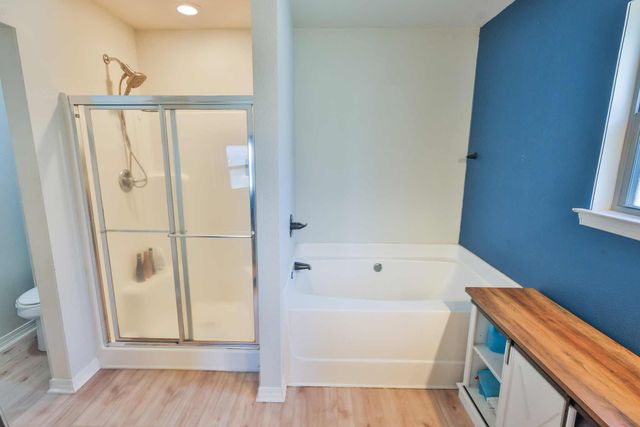 8135 Mercado Street, Navarre, FL 32566