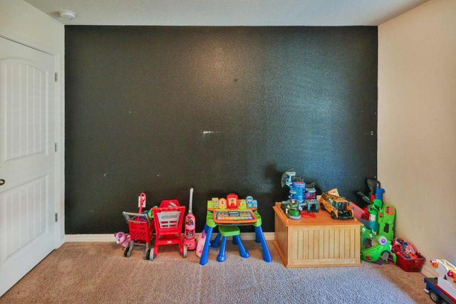 8135 Mercado Street, Navarre, FL 32566