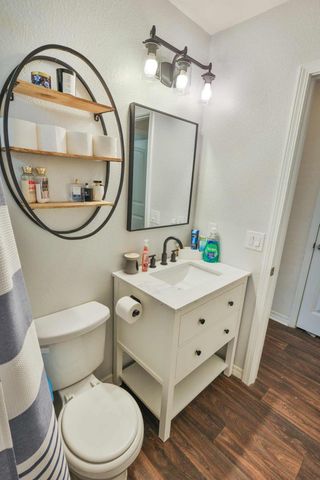 8135 Mercado Street, Navarre, FL 32566