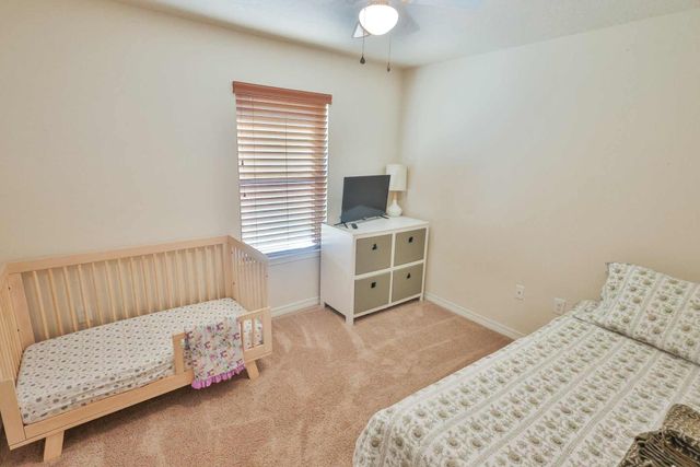 8135 Mercado Street, Navarre, FL 32566