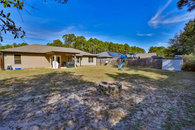 8135 Mercado Street, Navarre, FL 32566