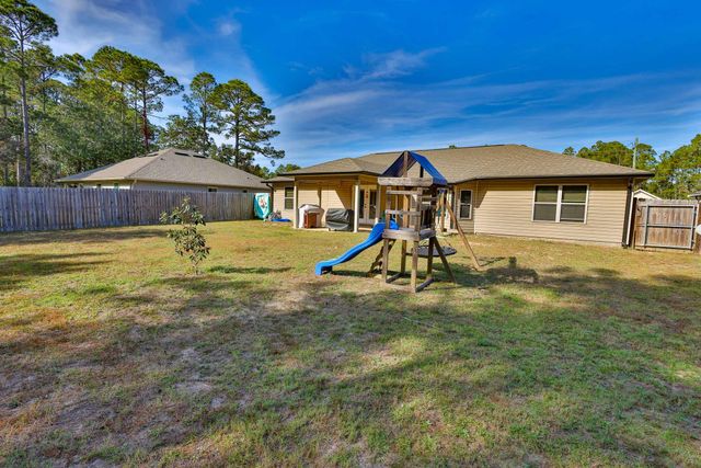 8135 Mercado Street, Navarre, FL 32566