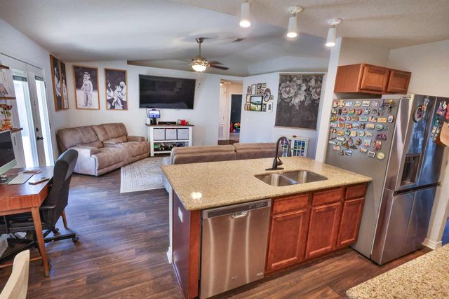 8135 Mercado Street, Navarre, FL 32566