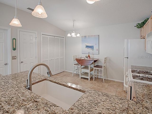 444 MAYWOOD WAY, The Villages, FL 32162