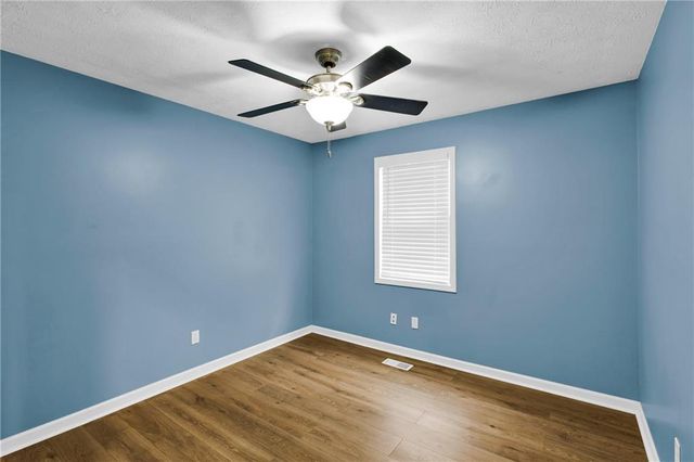 3575 Creek Mill NW Drive, Kennesaw, GA 30152