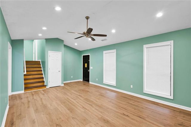 3575 Creek Mill NW Drive, Kennesaw, GA 30152