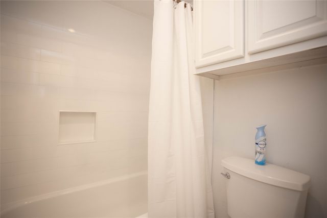 2521 Stanford Court, Carrollton, TX 75006